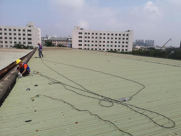钢结构厂房漏水补漏